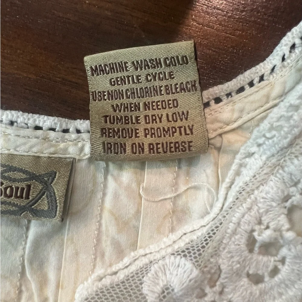 Art and Soul Bohemian Floral Blouse - Picture 7 of 7